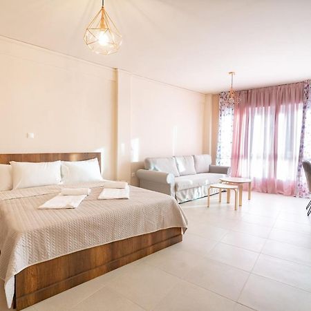 Monastiraki Metro Station Studio For 4 Persons Athene Buitenkant foto