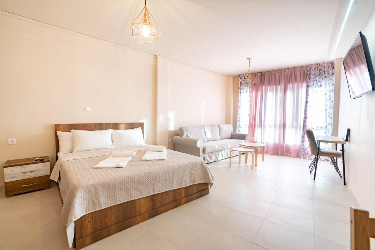 Monastiraki Metro Station Studio For 4 Persons Athene Buitenkant foto