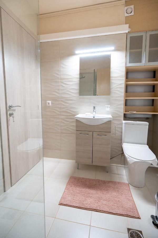 Monastiraki Metro Station Studio For 4 Persons Athene Buitenkant foto