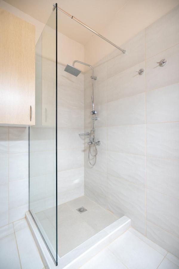 Monastiraki Metro Station Studio For 4 Persons Athene Buitenkant foto